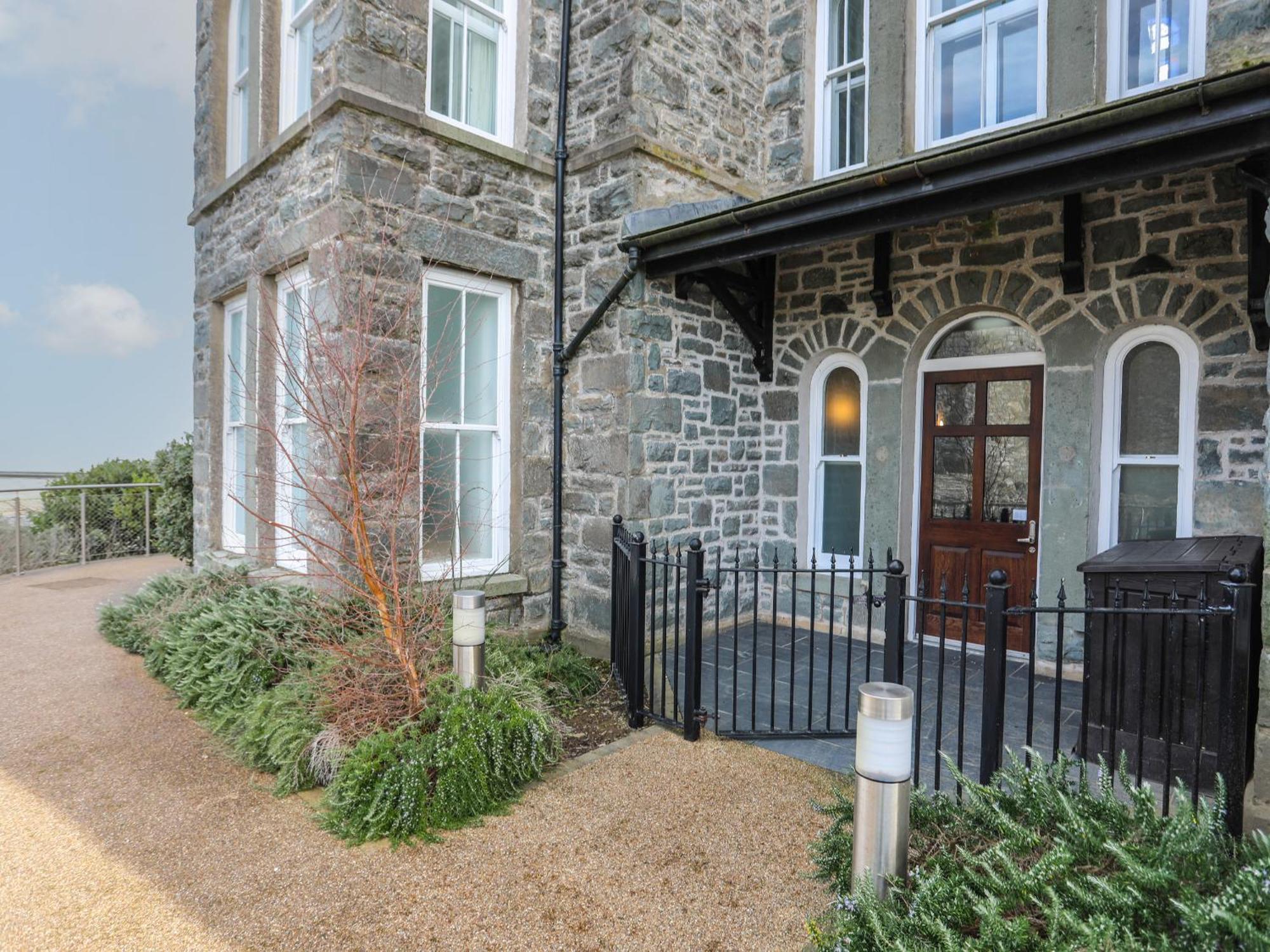 Harlech Apartments - Matholwch Exterior photo
